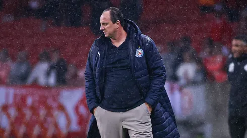 Rogerio Ceni tecnico do Bahia durante partida contra o Internacional no estadio Beira-Rio pelo campeonato Copa Libertadores 2025. Foto: Maxi Franzoi/AGIF