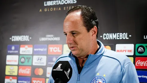 Rogério Ceni, técnico do Bahia, em entrevista antes de partida contra o Internacional (Imagem: Rafael Rodrigues / EC Bahia)