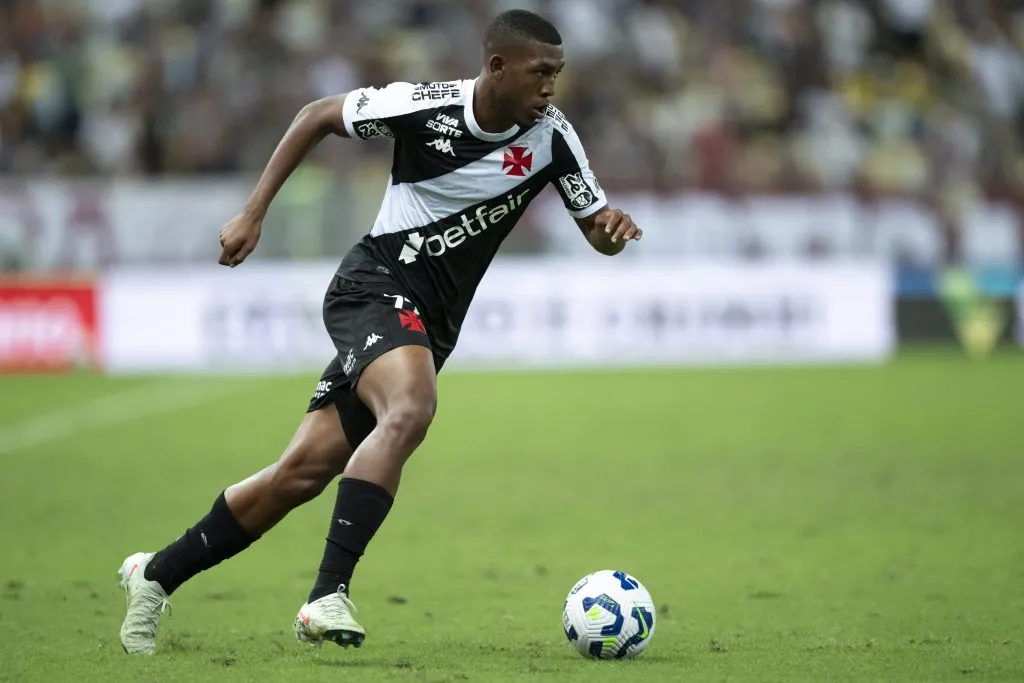 Rayan jogador do Vasco durante partida contra o Fluminense pelo campeonato Brasileiro A 2025. Foto: Jorge Rodrigues/AGIF