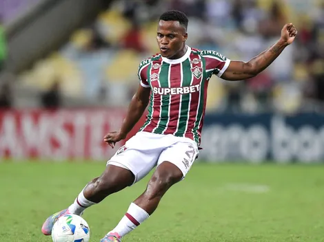 Veja reação eufórica da torcida do Fluminense com atuação de Arias