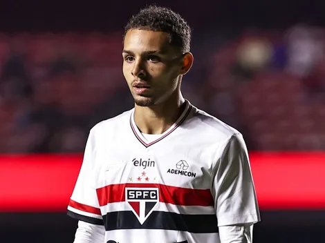 CSKA oferece 'bolada' por Alves e São Paulo toma decisão