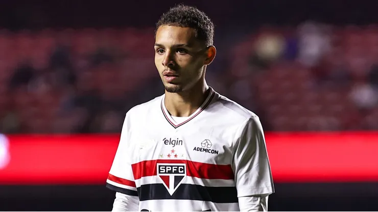 São Paulo recusa proposta do CSKA por Alves.