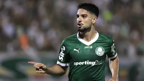 Flaco Lopez jogador do Palmeiras comemora seu gol durante partida contra o Sao Bernardo no estadio Primeiro de Maio pelo campeonato Paulista 2025.