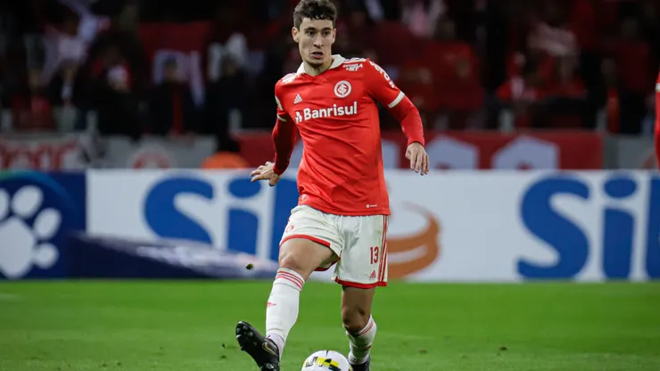 Rodrigo Dourado, ex-Internacional. Foto: Pedro H. Tesch/AGIF
