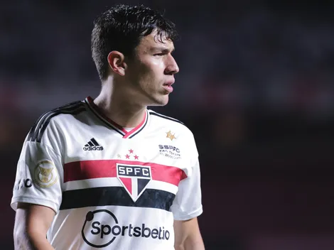 Ferraresi 'surpreende' ao expor oferta recusada do exterior para ficar no São Paulo
