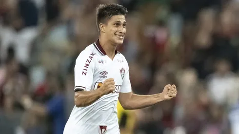 Gabriel Pirani durante confronto entre Fluminense e Flamengo no Campeonato Carioca de 2023.