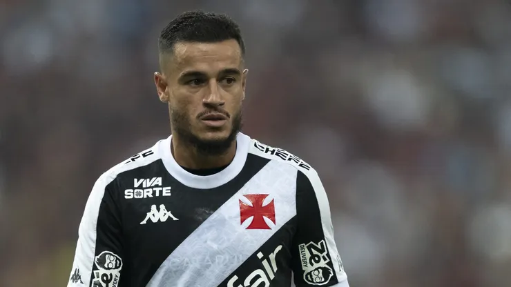 RJ - RIO DE JANEIRO - 19/04/2025 - BRASILEIRO A 2025, VASCO X FLAMENGO - Coutinho jogador do Vasco durante partida contra o Flamengo no estadio Maracana pelo campeonato Brasileiro A 2025. Foto: Jorge Rodrigues/AGIF