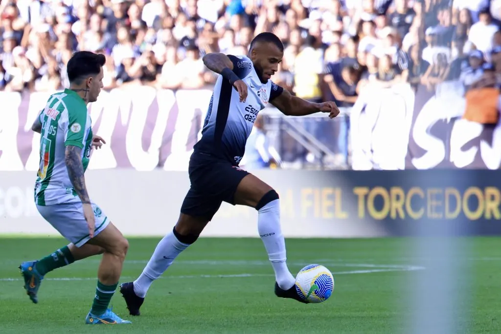 SP – SAO PAULO – 04/08/2024 – BRASILEIRO A 2024, CORINTHIANS X JUVENTUDE – Alex Santana jogador do Corinthians durante partida contra o Juventude no estadio Arena Corinthians pelo campeonato Brasileiro A 2024. Foto: Marcello Zambrana/AGIF