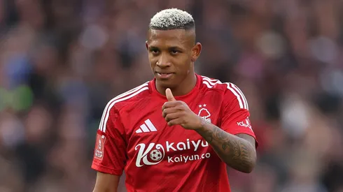 Danilo em partida pelo Nottingham Forest. (Photo by Alex Pantling/Getty Images)