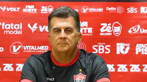 Fábio Mota, presidente do Vitória, durante entrevista coletiva - Foto: Reprodução/YouTube