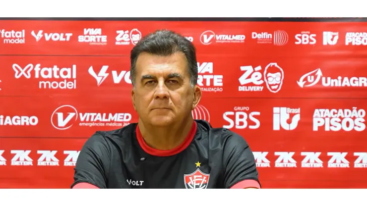 Fábio Mota, presidente do Vitória, durante entrevista coletiva - Foto: Reprodução/YouTube