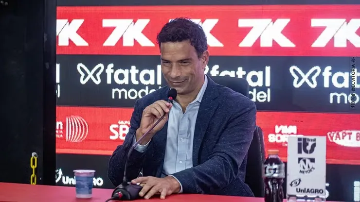 Gustavo Vieira, executivo de futebol do Vitória — Foto: Victor Ferreira/EC Vitória