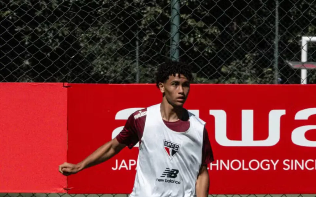 Ângelo foi vendido pelo São Paulo – Foto: Erico Leonan / saopaulofc.net