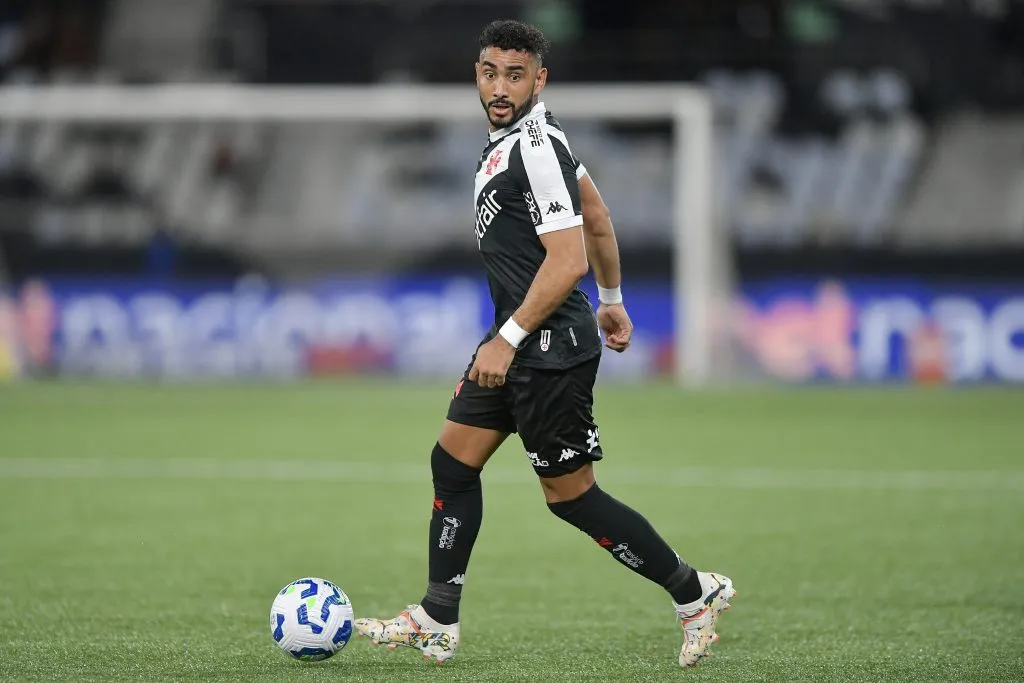 – Payet jogador do Vasco durante partida contra o Nova Iguacu pela Copa Do Brasil 2025. Foto: Thiago Ribeiro/AGIF