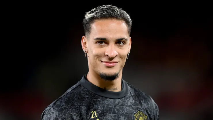 Antony em partida pelo Manchester United. (Photo by Justin Setterfield/Getty Images)