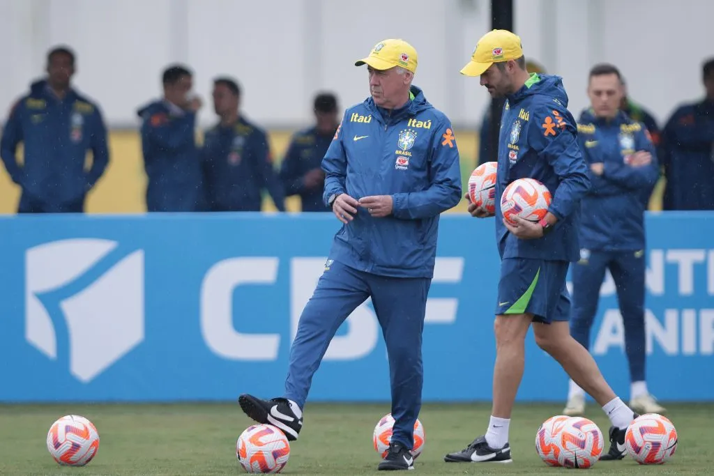 SP – SAO PAULO – 03/06/2025 – BRASIL, TREINO – Carlo Ancelotti treinador do Brasil durante treino no Centro de Treinamento CT Joaquim Grava. Foto: Ettore Chiereguini/AGIF