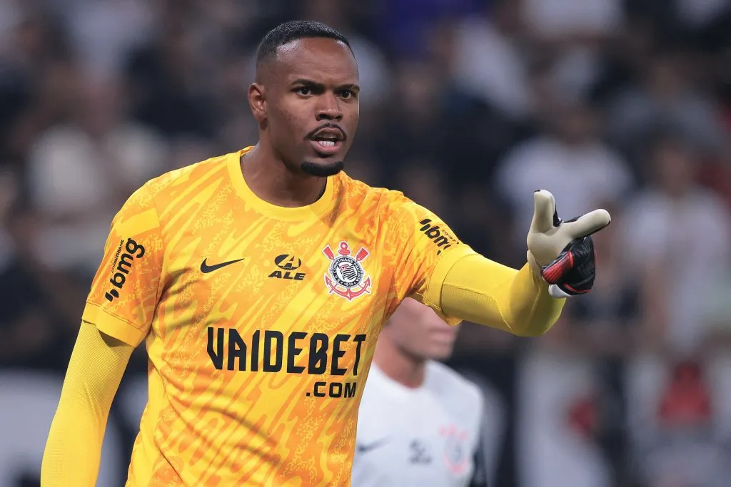 Carlos Miguel falou sobre a saída do Corinthians – Foto: Ettore Chiereguini/AGIF.