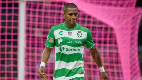 Pedro Aquino interessa ao Corinthians