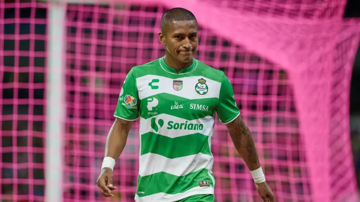 Pedro Aquino interessa ao Corinthians