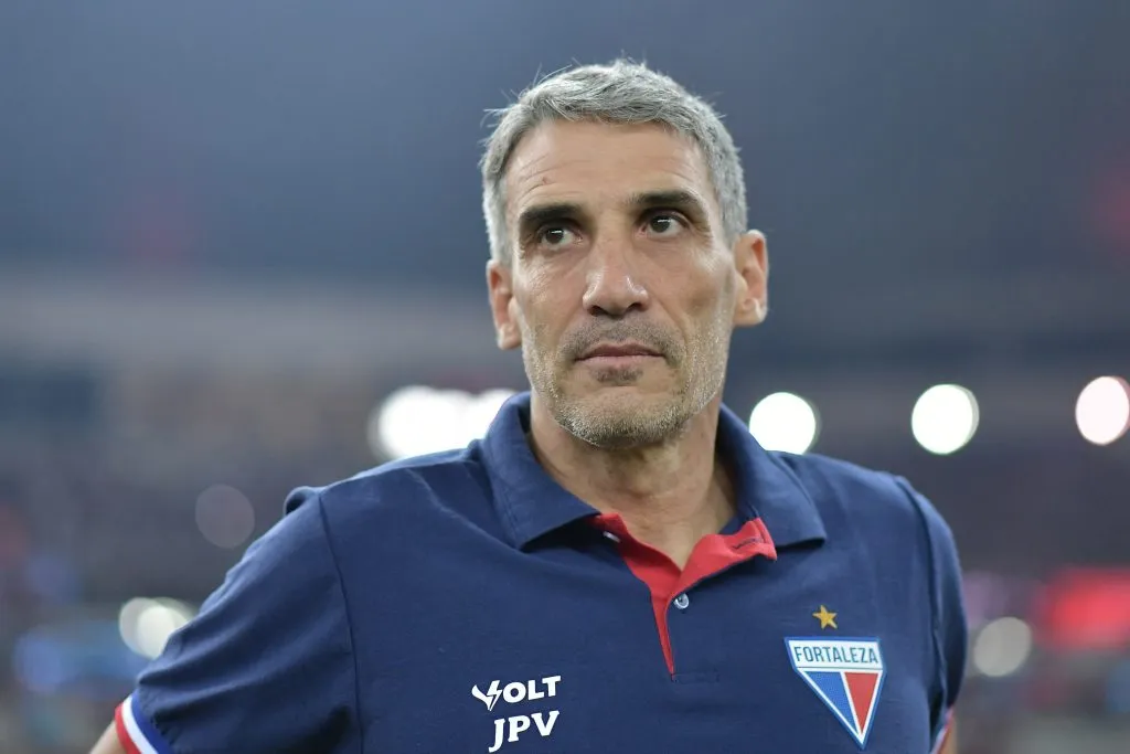 Vojvoda já conta com Matheus Pereira – Foto: Thiago Ribeiro/AGIF.