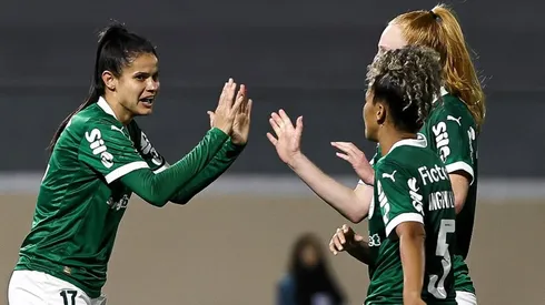 Em um jogo cheio de gols, Palmeiras vence o São Paulo pelo Paulistão Feminino (Reprodução/Rebeca Reis e Alexandre Battibugli/Ag. Paulistão)