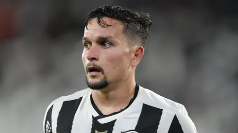 Torcida do Botafogo elogiou Artur.