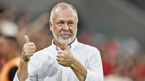 Dois antigos alvos do Grêmio estão livres no mercado