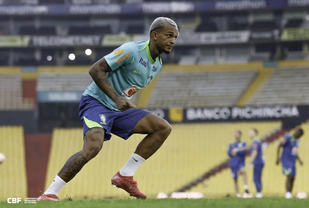 Wesley foi cortado de Equador x Brasil – Foto: Rafael Ribeiro/CBF.