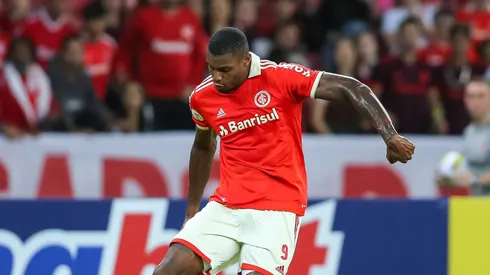 Wesley Moraes virou assunto no Internacional.