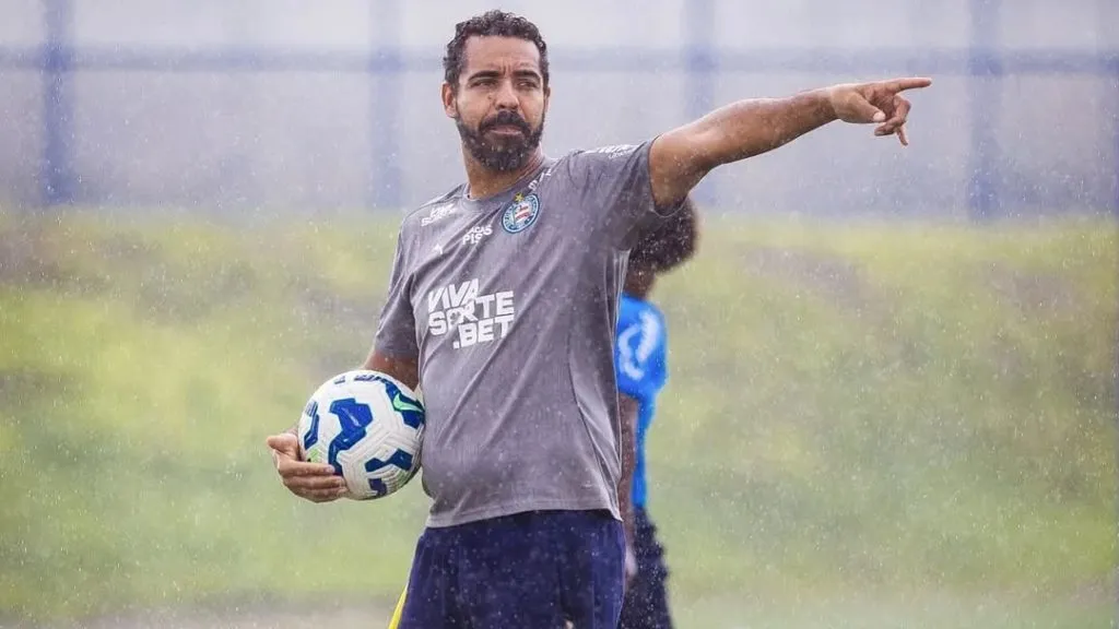 Felipe Freitas, treinador do Bahia, durante treino da equipe (Reprodução/Leticia Martins/Bahia)