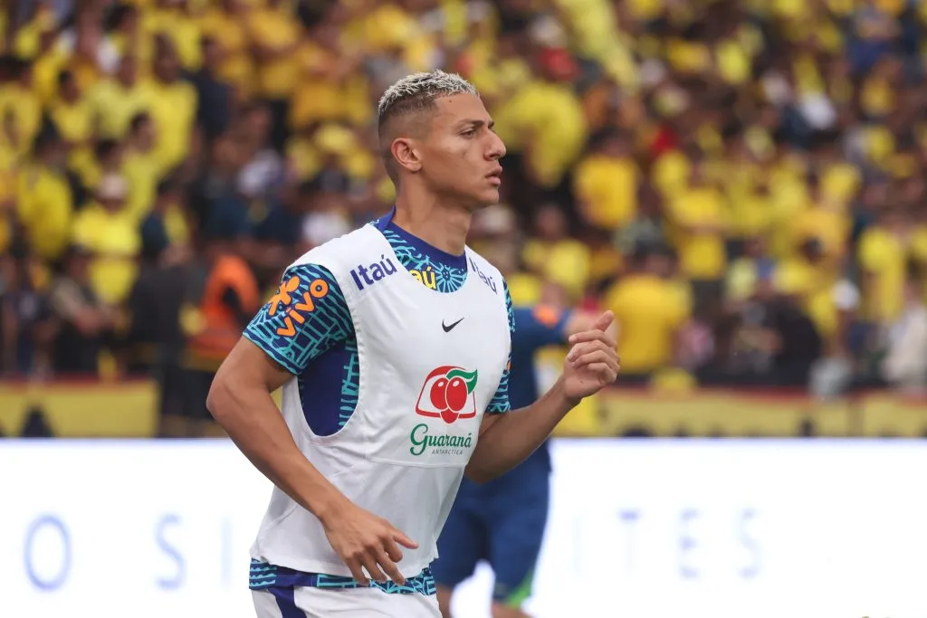 GUAYAQUIL, ECUADOR – JUNE 05: Richarlison of Brazil warms up prior to the FIFA World Cup 2026 Qualifier match between Ecuador and Brazil at Estadio Monumental Isidro Romero Carbo on June 05, 2025 in Guayaquil, Ecuador. (Photo by Franklin Jacome/Getty Images)
