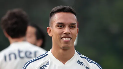 Igor Vinicius durante treino do Sao Paulo no CT Barra Funda.