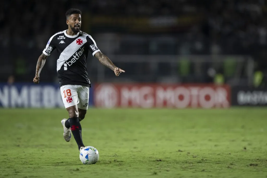 Paulinho jogador do Vasco durante partida contra o Lanús pelo campeonato Copa Sul-americana 2025. Foto: Jorge Rodrigues/AGIF