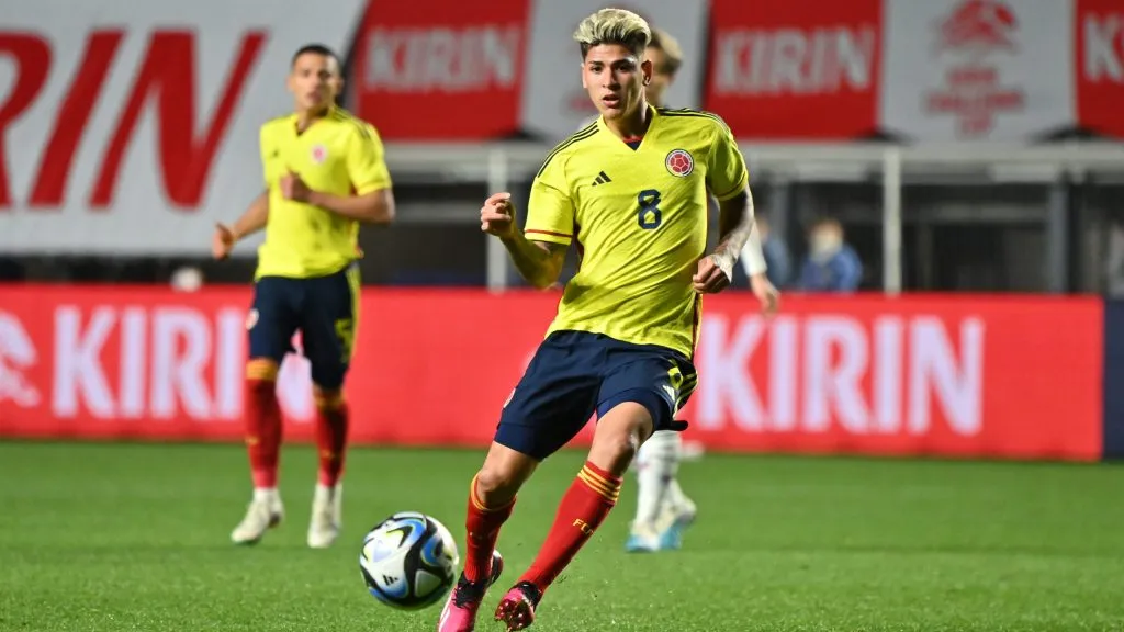 Jorge Carrascal em partida pela seleção colombiana. (Photo by Kenta Harada/Getty Images)