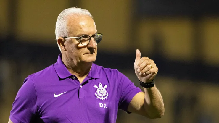 SP - NOVO HORIZONTE - 30/04/2025 - COPA DO BRASIL 2025, NOVORIZONTINO X CORINTHIANS - DORIVAL JUNIOR tecnico do Corinthians COMEMORA PRIMEIRA VITORIA contra o Novorizontino no estadio Jorge Ismael de Biasi pelo campeonato Copa Do Brasil 2025. Foto: Joisel Amaral/AGIF