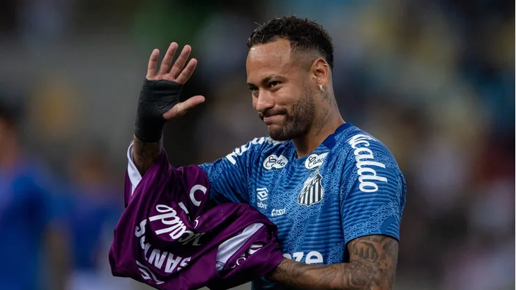 Neymar é diagnosticado com COVID-19. Foto: Thiago Ribeiro/AGIF
