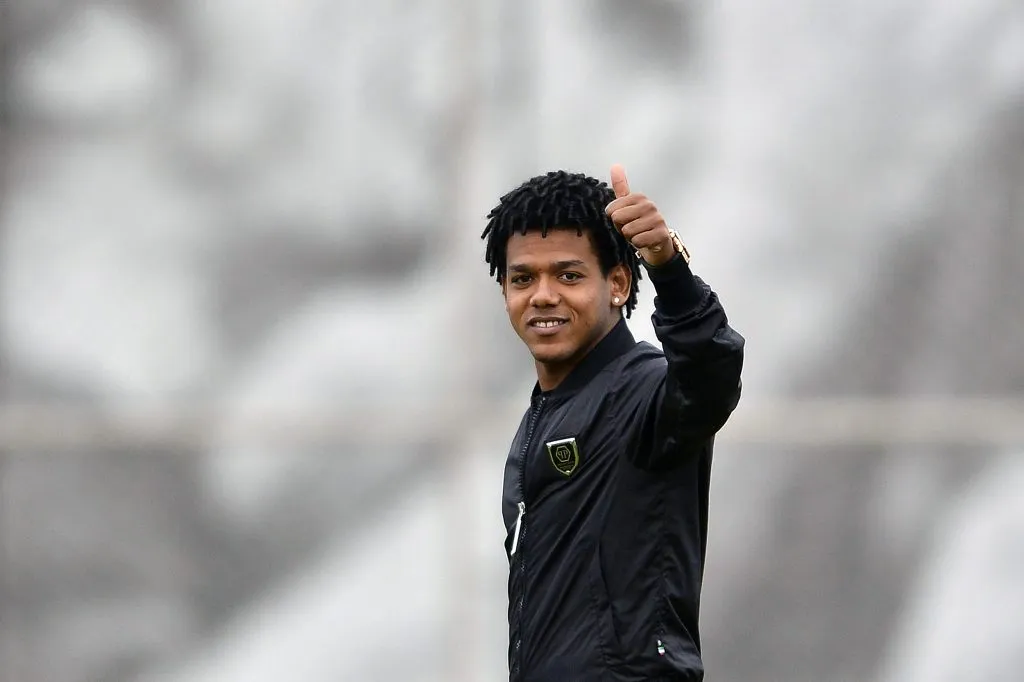 SAO PAULO – SP – 25/06/2015 – TREINO DO CORINTHIANS – Romarinho durante visita ao treino do Corinthians no CT Joaquim Grava. Foto: Mauro Horita/AGIF