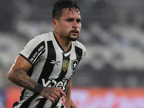 Artur é sincero sobre comparações com Luiz Henrique no Botafogo