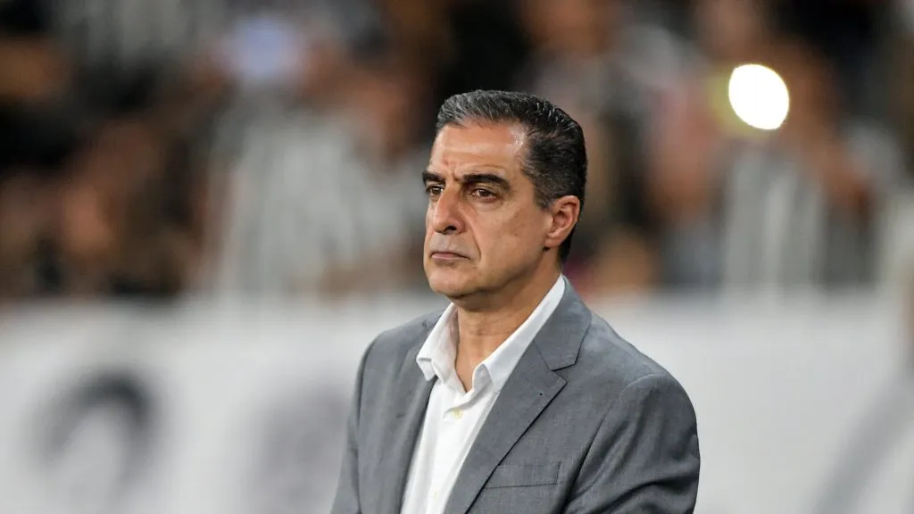 Renato Paiva, técnico do Botafogo