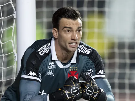 Léo Jardim, do Vasco, no Bahia, vira assunto de última hora