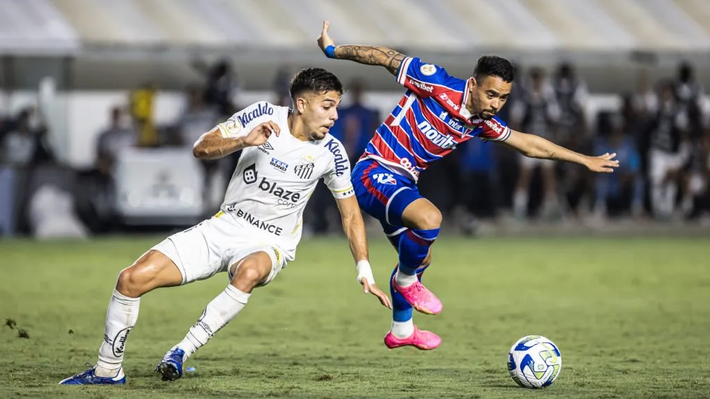 Fortaleza x Santos se enfrentam pelo Brasileirão. Foto: Abner Dourado/AGIF