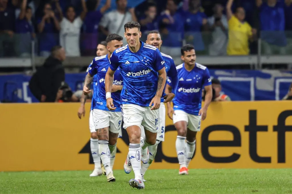 Juan Dinenno jogando pelo Cruzeiro em 2024 –  Foto: Gilson Lobo/AGIF