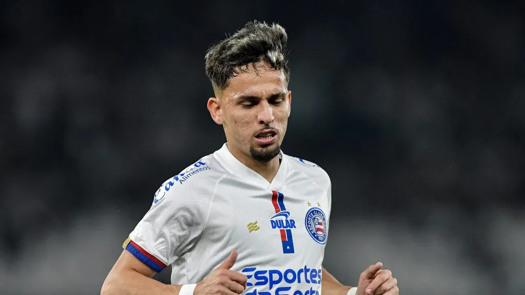 Biel é disputado por clubes brasileiros (Imagem: Thiago Ribeiro/AGIF)