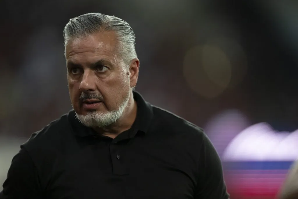 RJ – RIO DE JANEIRO – 19/04/2025 – BRASILEIRO A 2025, VASCO X FLAMENGO – Jose Boto diretor de futebol do Flamengo antes da partida contra o Vasco no estadio Maracana pelo campeonato Brasileiro A 2025. Foto: Jorge Rodrigues/AGIF