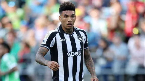 SEATTLE, WASHINGTON – JUNE 15: Igor Jesus #99 of Botafogo looks on during the FIFA Club World Cup 2025 group B match between Botafogo FR and Seattle Sounders FC at Lumen Field on June 15, 2025 in Seattle, Washington. (Photo by Buda Mendes/Getty Images)