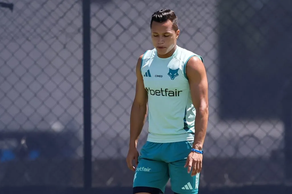 Marlon pode deixar o Cruzeiro em definitivo – Foto: Gilson Lobo/AGIF.
