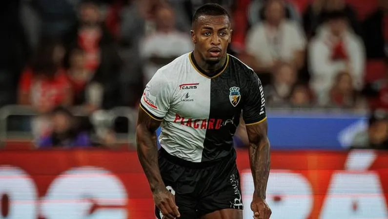 David Pastor pode reforçar o Corinthians – Foto: Reprodução.
