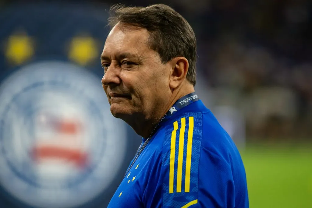 Pedrinho  do Cruzeiro durante partida contra o Bahia  pelo campeonato Brasileiro A 2025. Foto: Fernando Moreno/AGIF