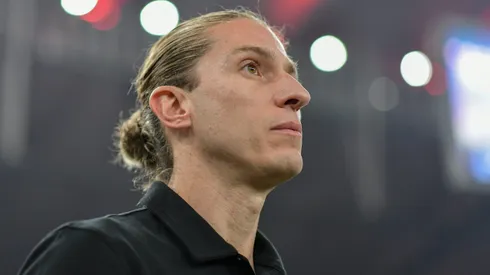 Filipe Luis tecnico do Flamengo durante partida contra o Fortaleza no estadio Maracana pelo campeonato Brasileiro A 2025. Foto: Thiago Ribeiro/AGIF