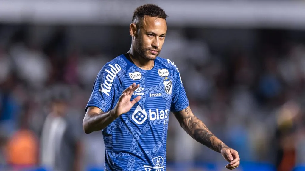 Neymar durante aquecimento pelo Santos. Foto: Abner Dourado/AGIF